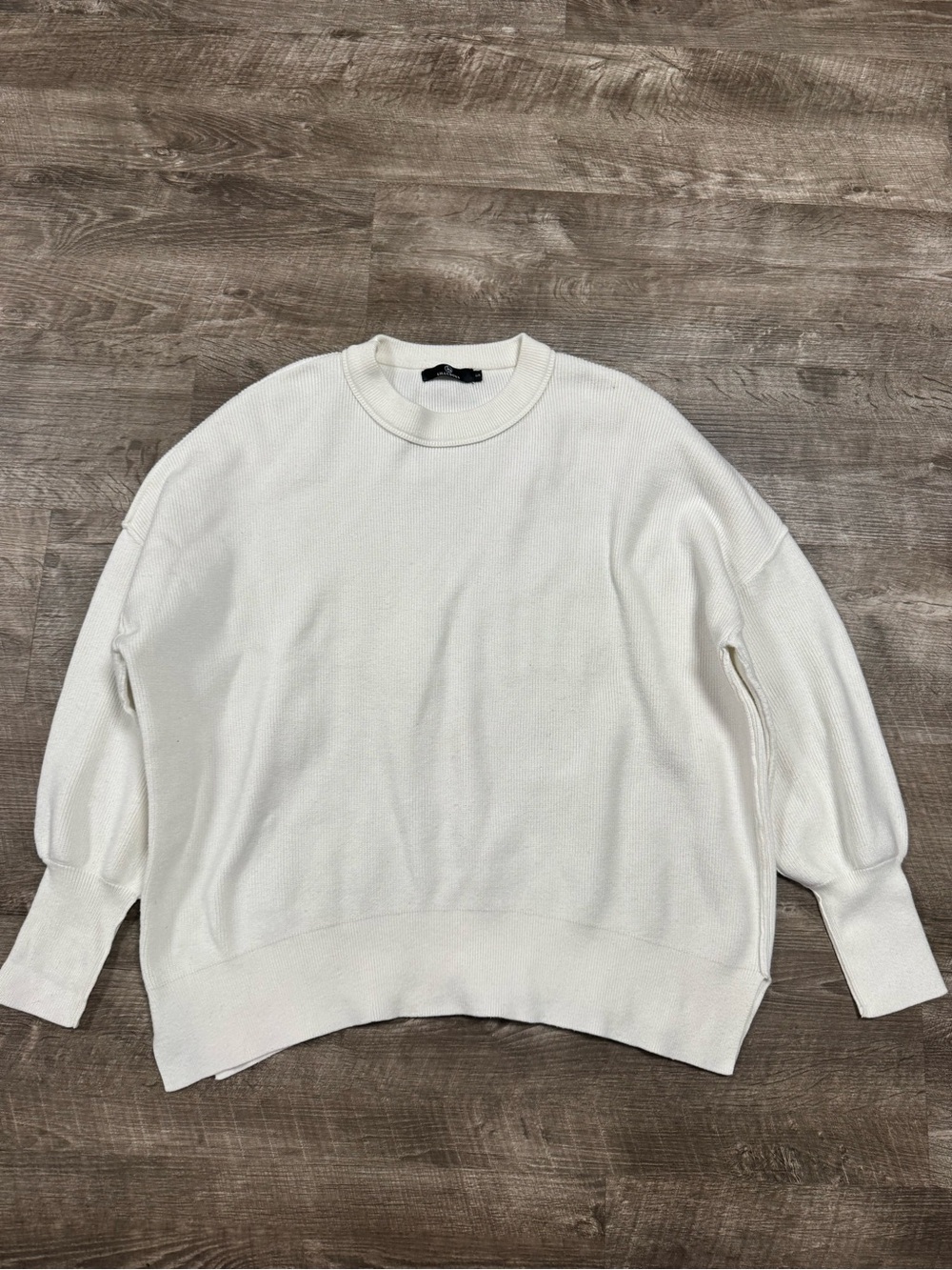 LILLUSORY Oversized White Sweater Size Small